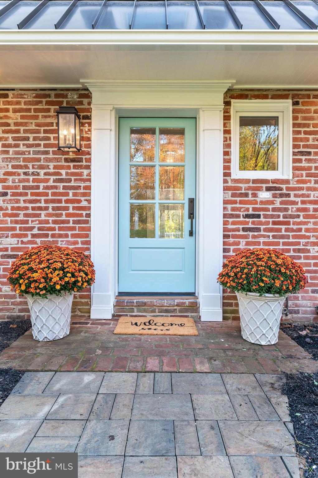 857 Milmar Road Newtown Square, PA 19073 - Photo 2 of 52 Inviting front entrance