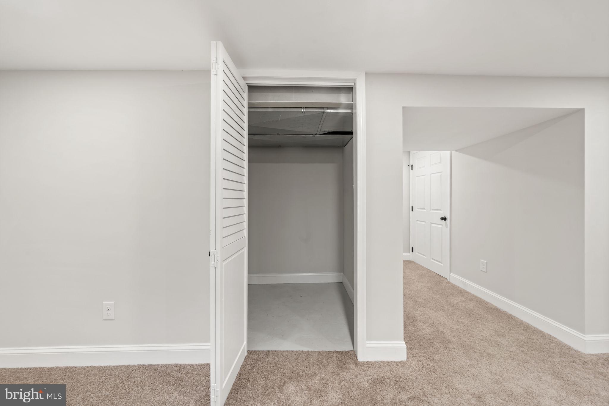 5015 Smithfield Road Drexel Hill, PA 19026 - Photo 37 of 51