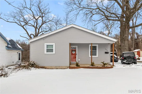 $149,900 | 461 Scenic Drive, Riverview, MO 63137