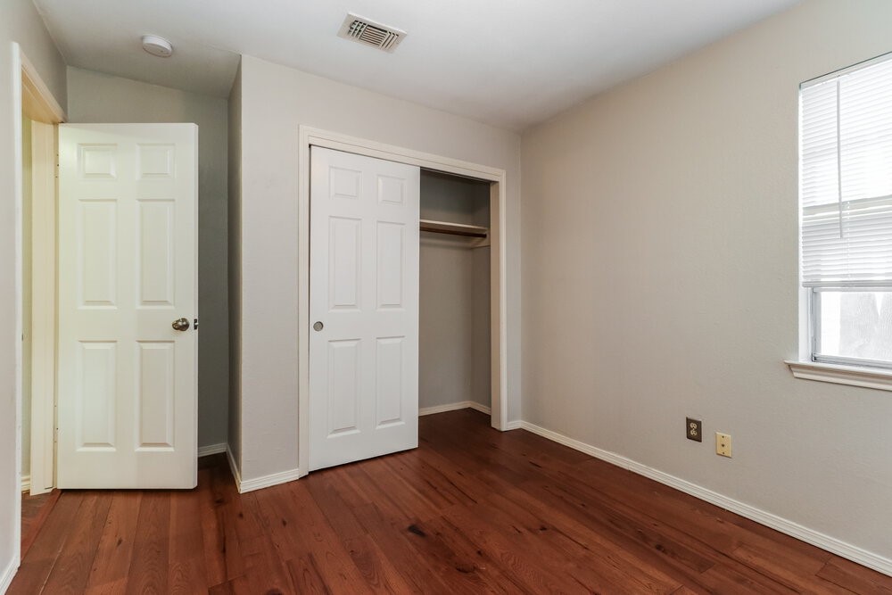 5210 Kristen Court Spring, TX 77373 - Photo 14 of 16