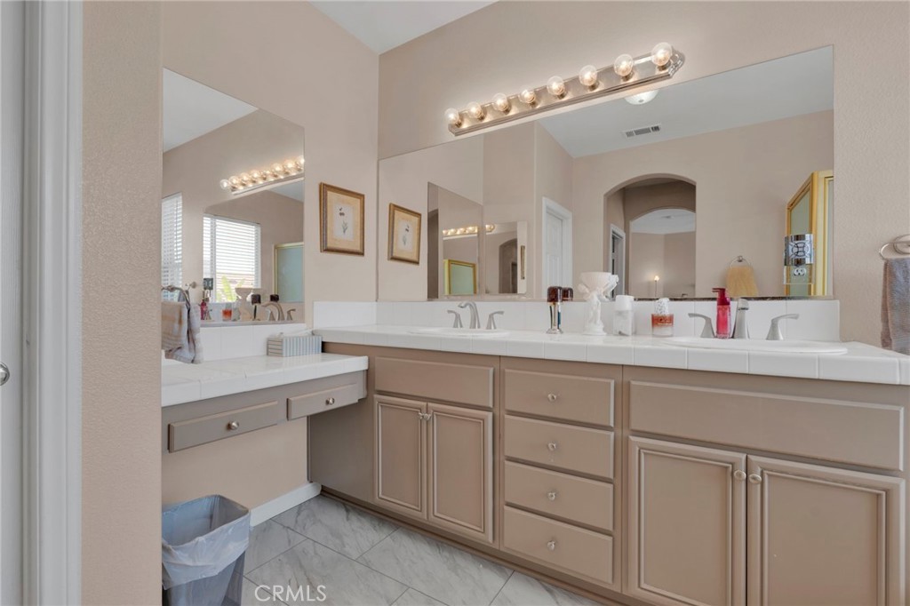 9455 Poppyfield Court Rancho Cucamonga, CA 91730 - Photo 23 of 39