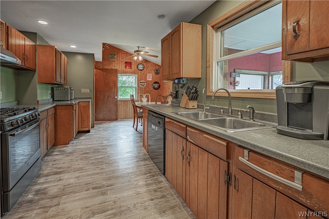 9273 Foote Road Royalton, NY 14001 - Photo 12 of 48