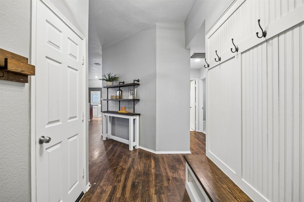 1810 Walnut Way Anna, TX 75409 - Photo 2 of 28