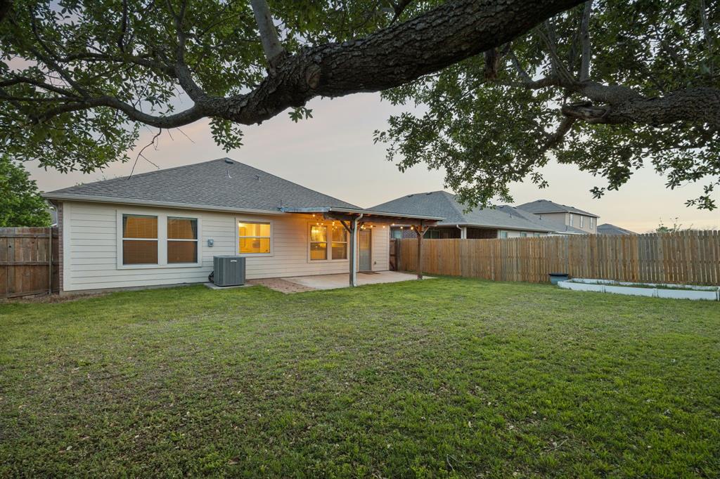 1810 Walnut Way Anna, TX 75409 - Photo 25 of 28