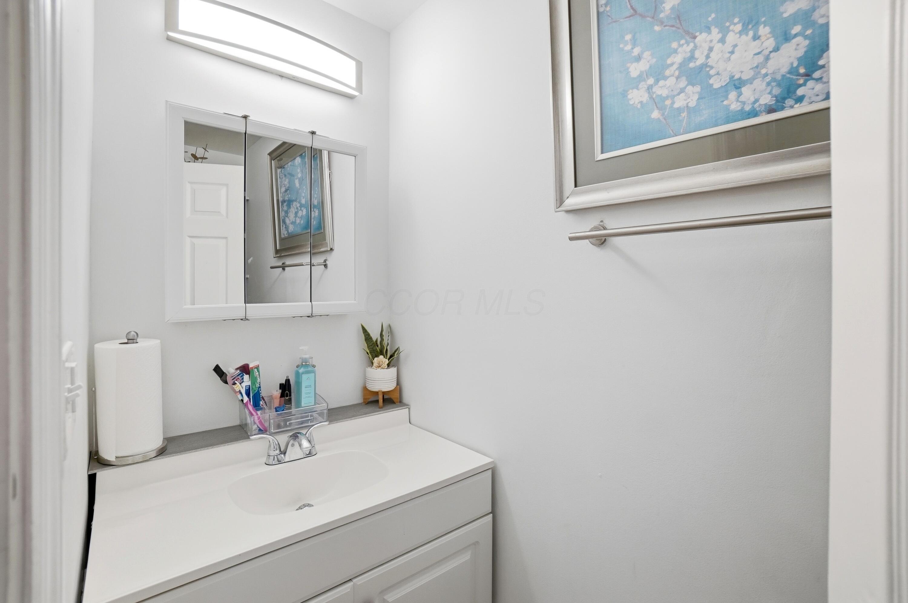 2757 Woodcroft Road Columbus, OH 43204 - Photo 15 of 41