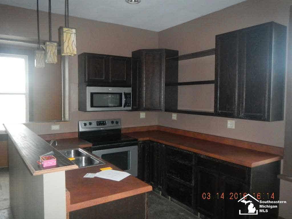 6934 Sparks Road Morenci, MI 49256 - Photo 5 of 15 21116587-4.JPG