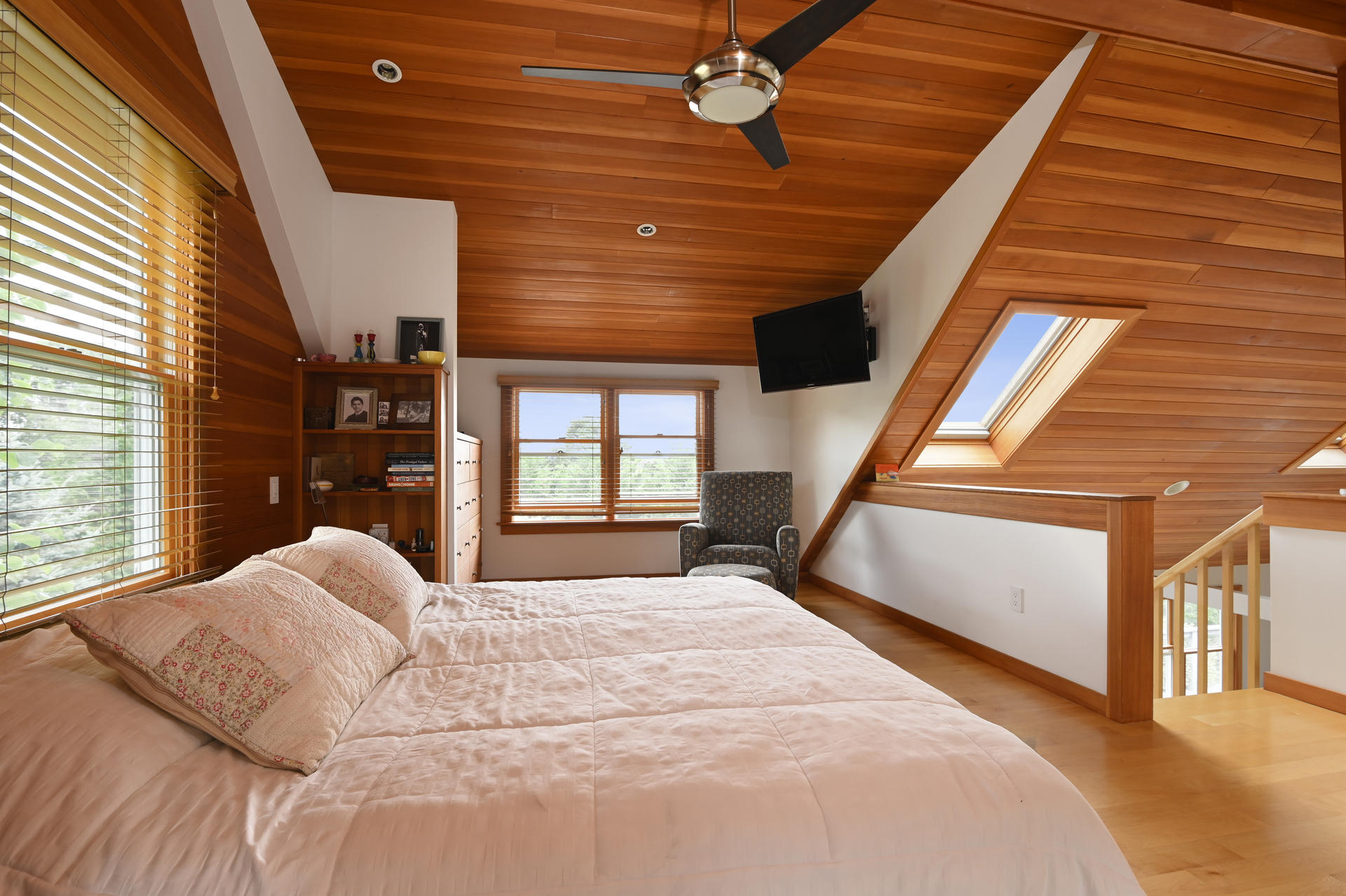 15 Clayton Road Eastham, MA 02642 - Photo 20 of 49 a bedroom with a bed next to a window