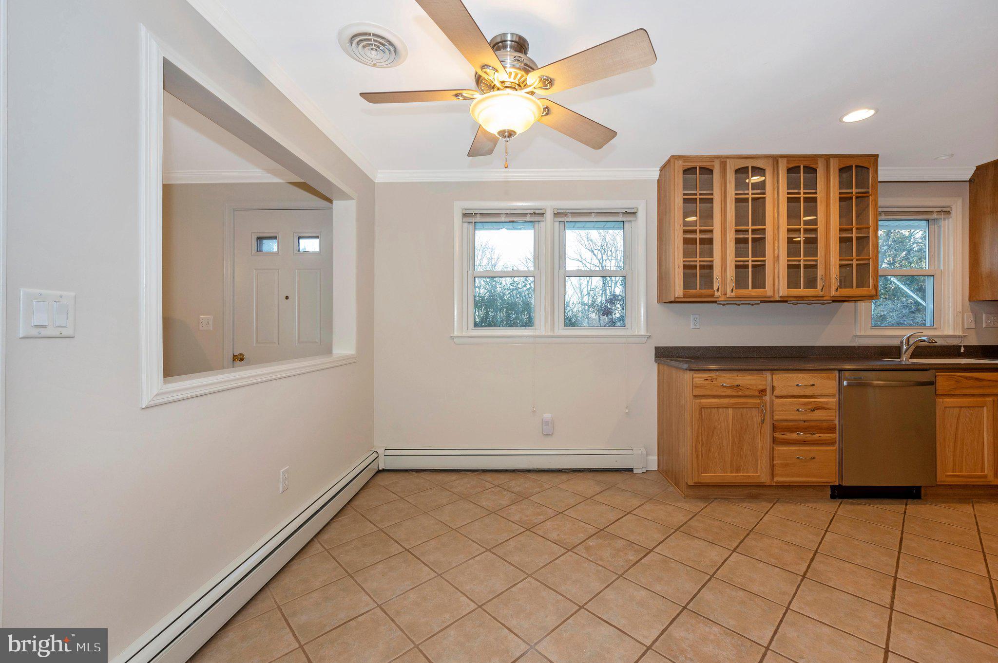 9010 Gue Road Damascus, MD 20872 - Photo 10 of 88 Dining Area