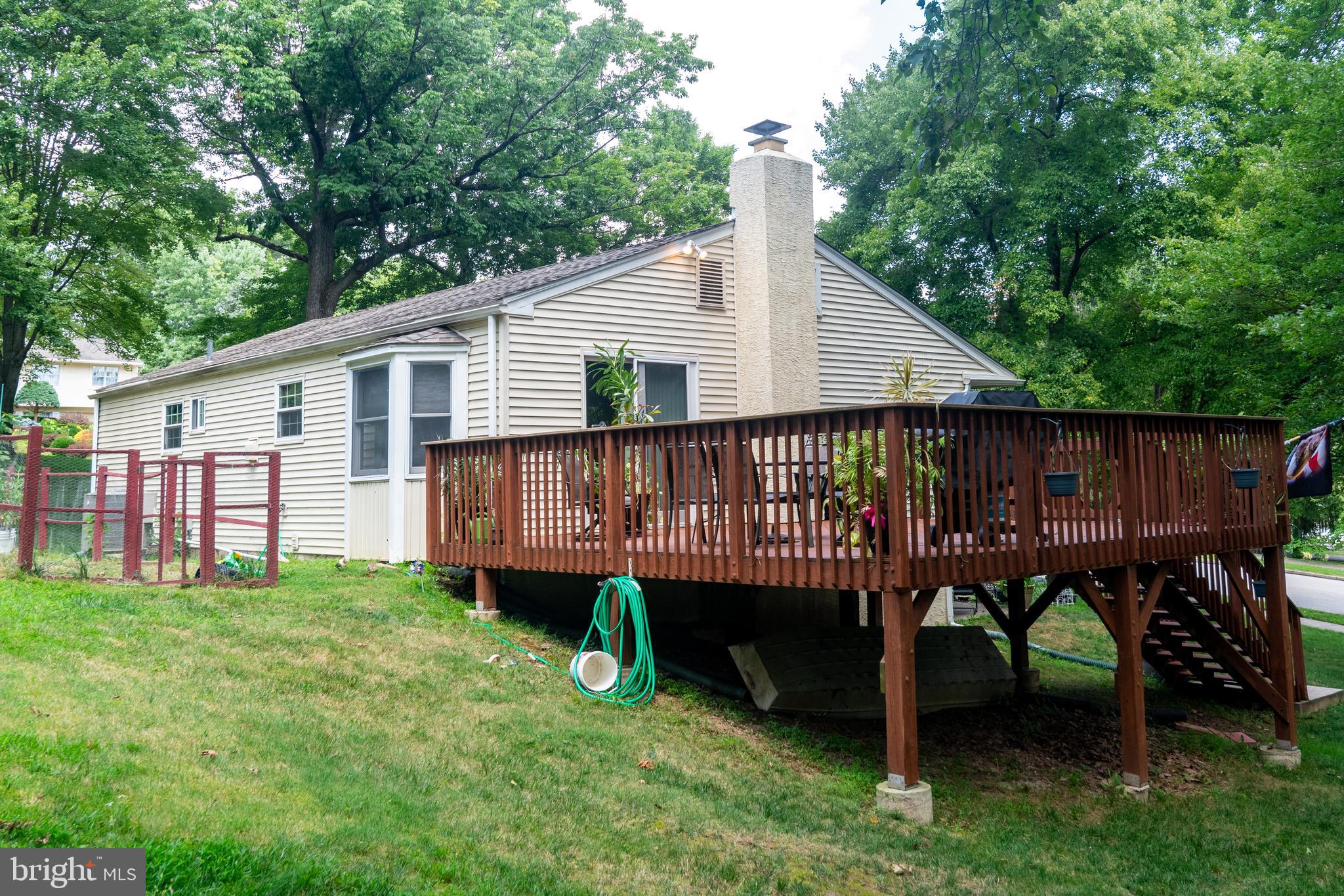 707 Raynham Road Collegeville, PA 19426 - Photo 4 of 20