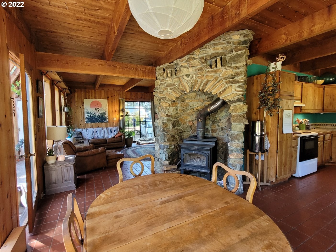 1075 12th Street Port Orford, OR 97465 - Photo 3 of 32 Dining Area