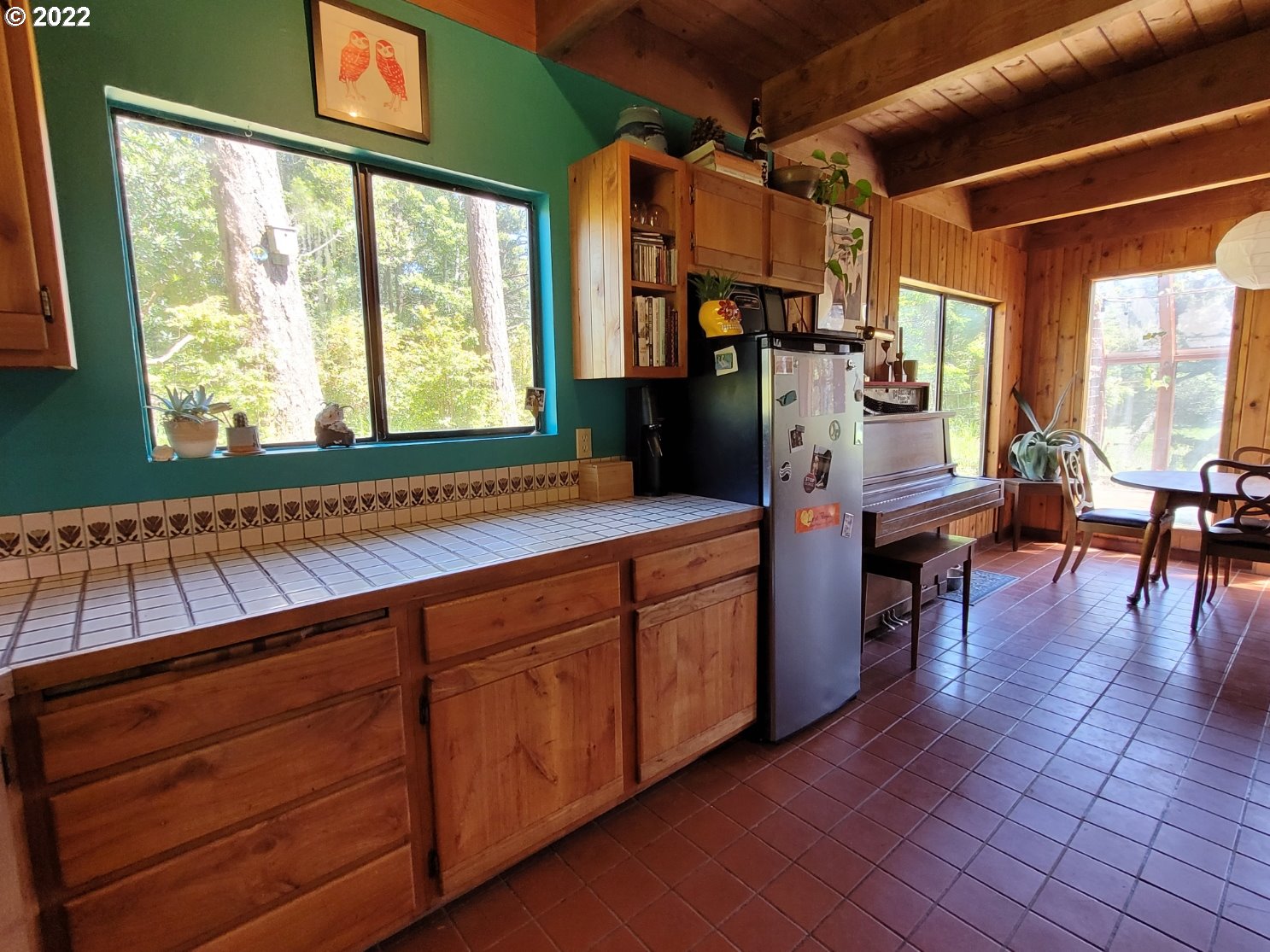 1075 12th Street Port Orford, OR 97465 - Photo 7 of 32 Kitchen