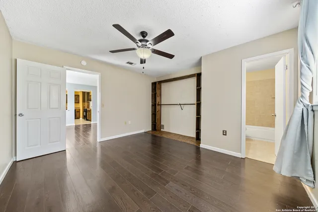 $1,395 | 109 Meadow Way, Converse, TX 78109