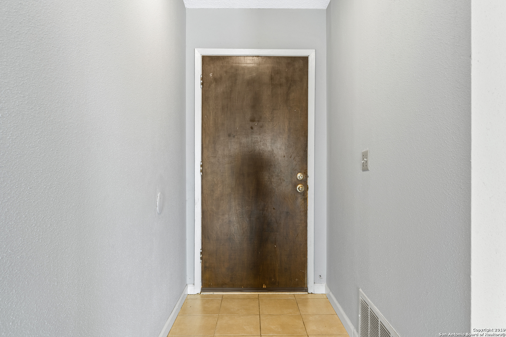 109 Meadow Way Converse, TX 78109 - Photo 5 of 25 a view of front door