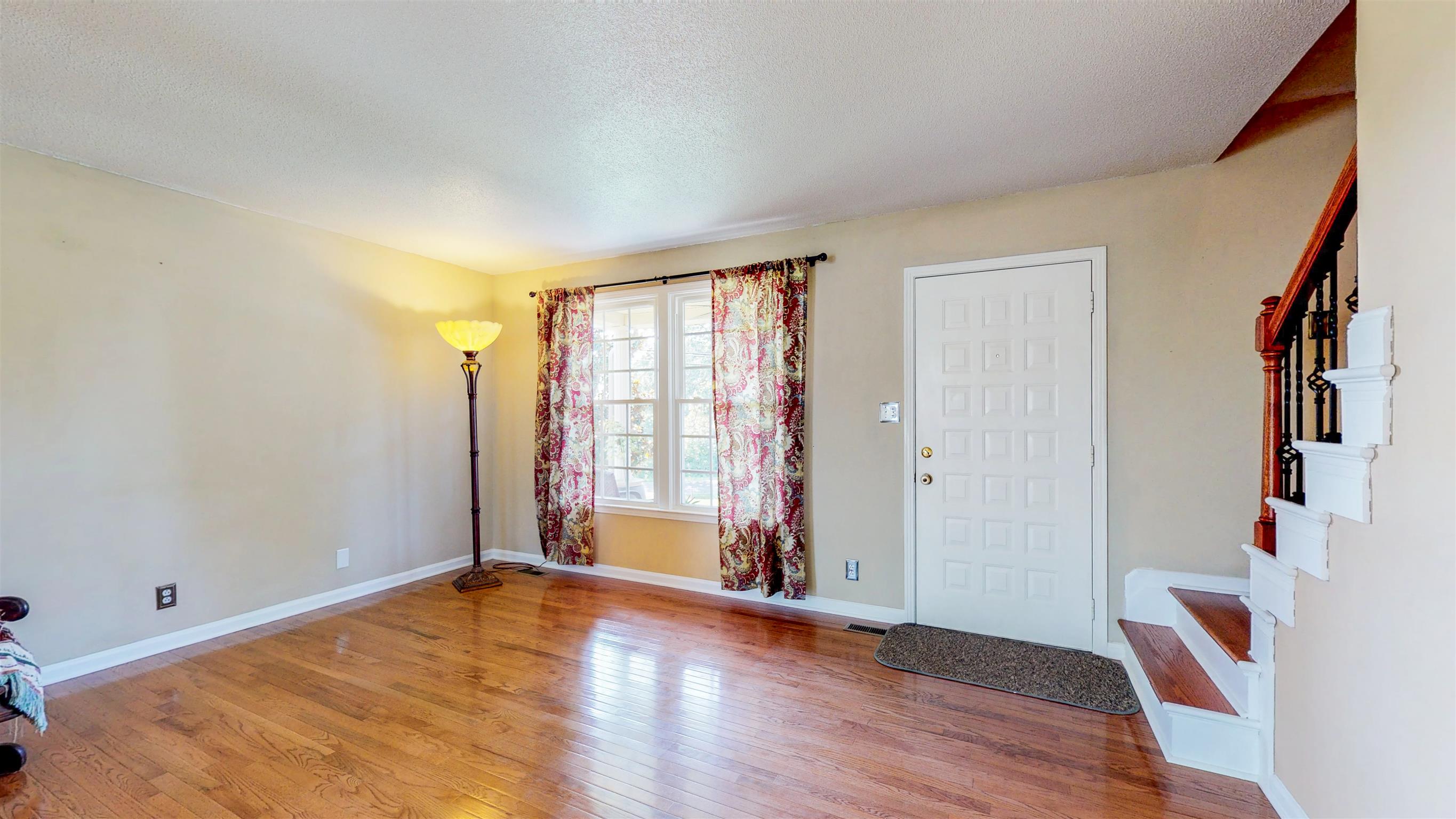 3396 Allen Road Clarksville, TN 37042 - Photo 4 of 26 Hardwood floors