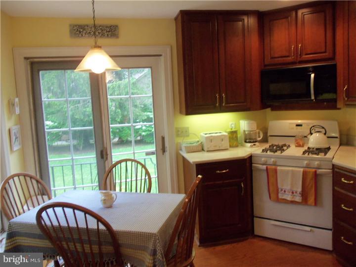 227 Whitemarsh Road Ardmore, PA 19003 - Photo 10 of 25