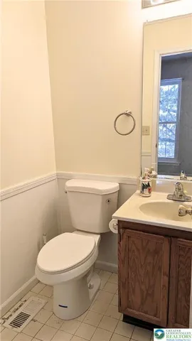 $2,800 | 1825 Falcon Drive, Bethlehem, PA 18017