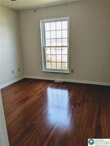 $2,800 | 1825 Falcon Drive, Bethlehem, PA 18017