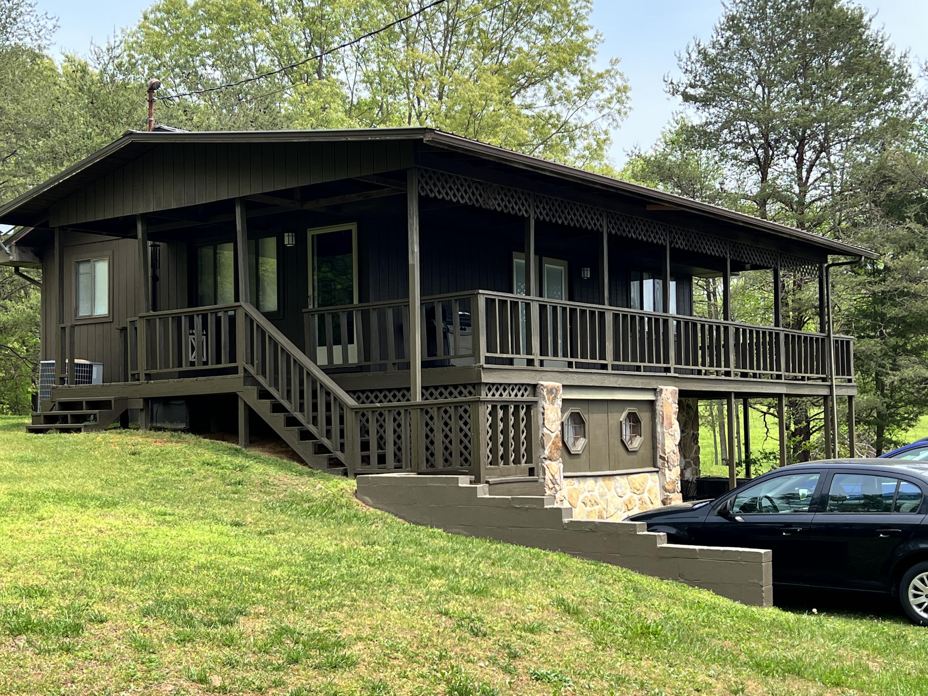 400 Water Works Road Jamestown, KY 42629 - Photo 1 of 38 IMG_1760