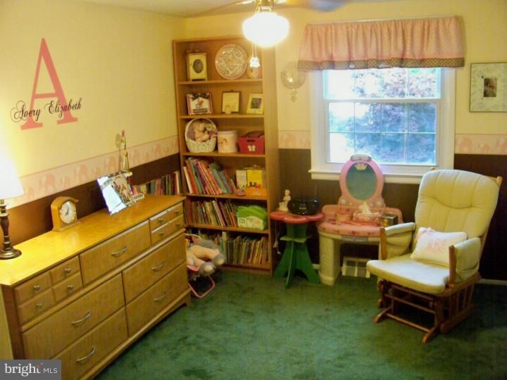 11612 Stevens Road Philadelphia, PA 19116 - Photo 22 of 25 Bedroom 3