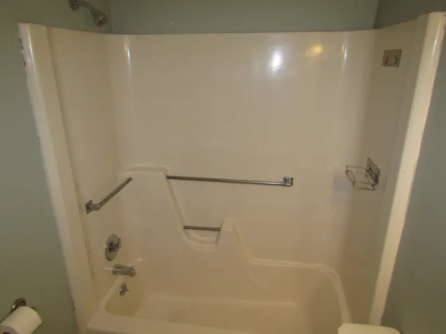 $181,500 | 35 Hoyt Street, Unit 2, St. Albans, VT 05478