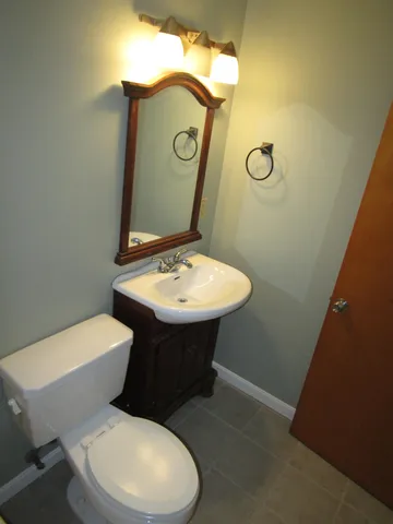 $181,500 | 35 Hoyt Street, Unit 2, St. Albans, VT 05478