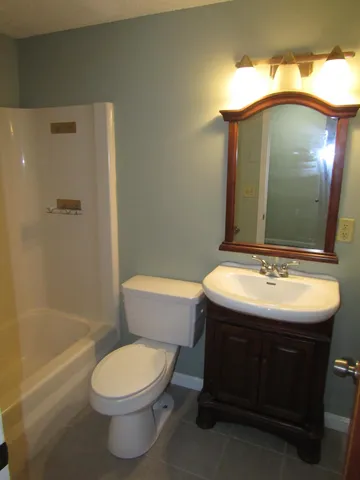 $181,500 | 35 Hoyt Street, Unit 2, St. Albans, VT 05478