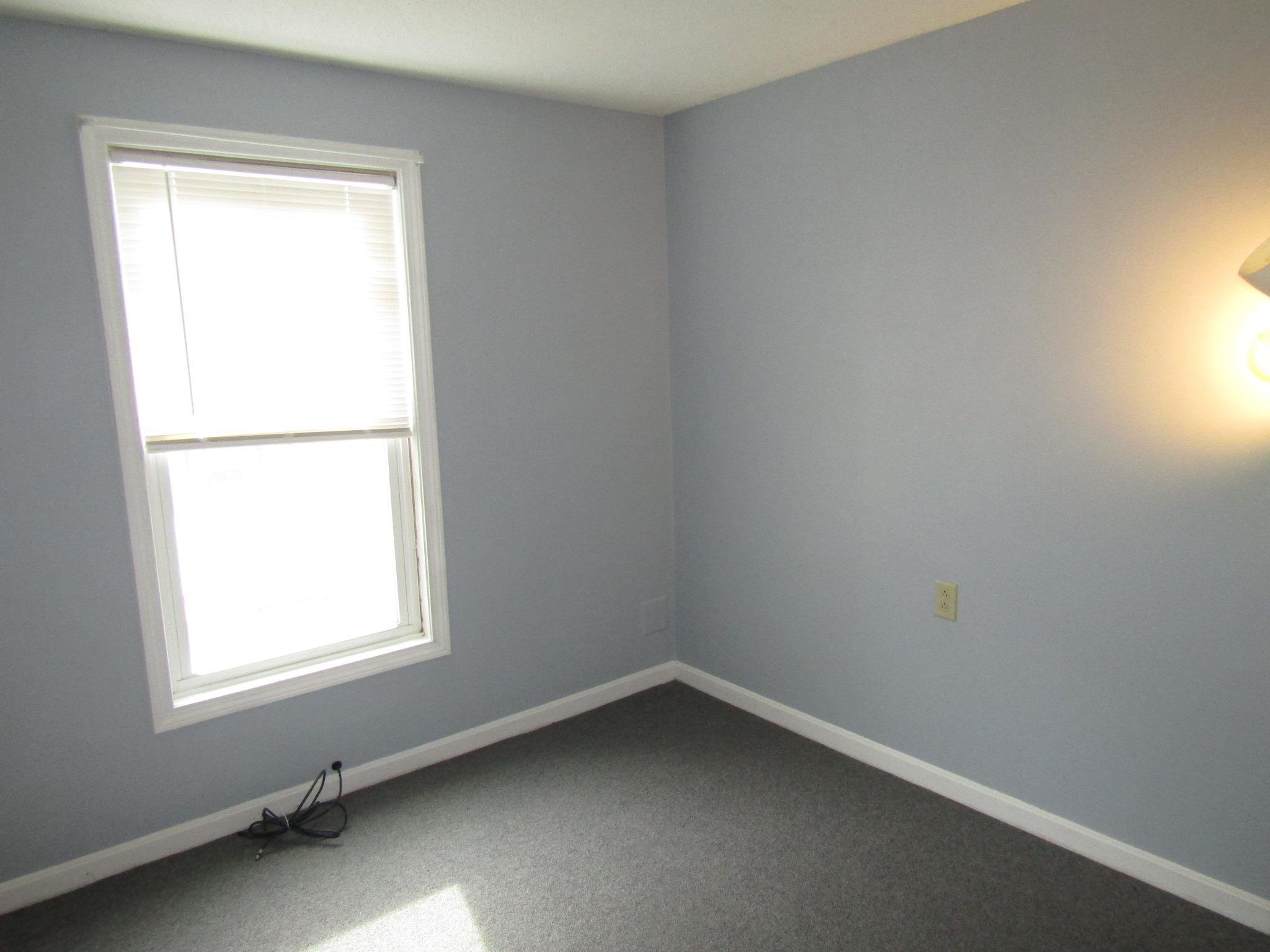 35 Hoyt Street, Unit 2 St. Albans, VT 05478 - Photo 17 of 23