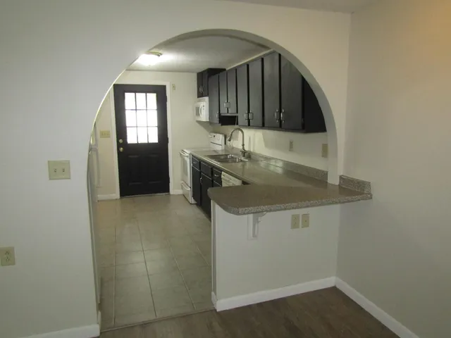 $181,500 | 35 Hoyt Street, Unit 2, St. Albans, VT 05478