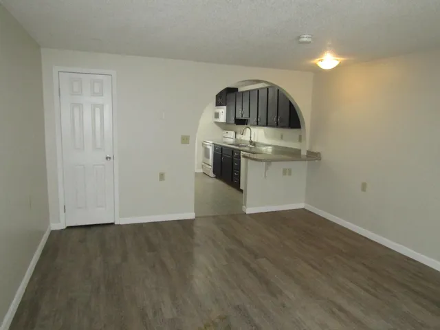 $181,500 | 35 Hoyt Street, Unit 2, St. Albans, VT 05478