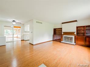 52010 11 Mile Road South Lyon, MI 48178 - Photo 9 of 50