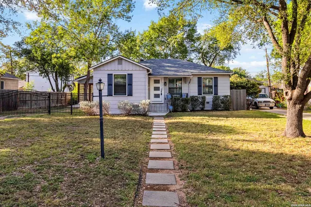 $2,500 | 124 Harmon Drive, San Antonio, TX 78209