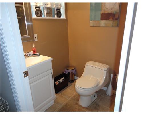 415 Goldsmith Road Pittsburgh, PA 15237 - Photo 14 of 18 Full Bath.