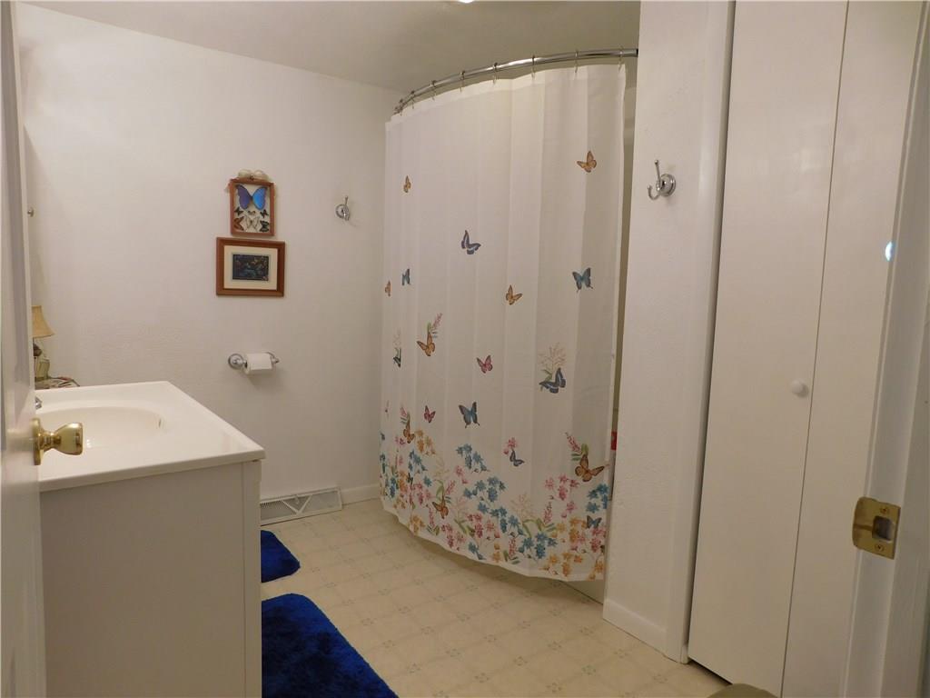 218 Shields Road Slippery Rock, PA 16057 - Photo 11 of 25 Gallery Image 11