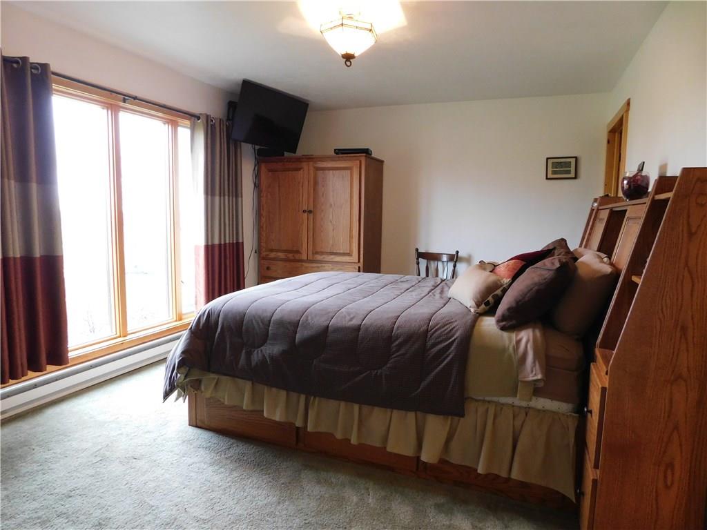 218 Shields Road Slippery Rock, PA 16057 - Photo 8 of 25 Gallery Image 8