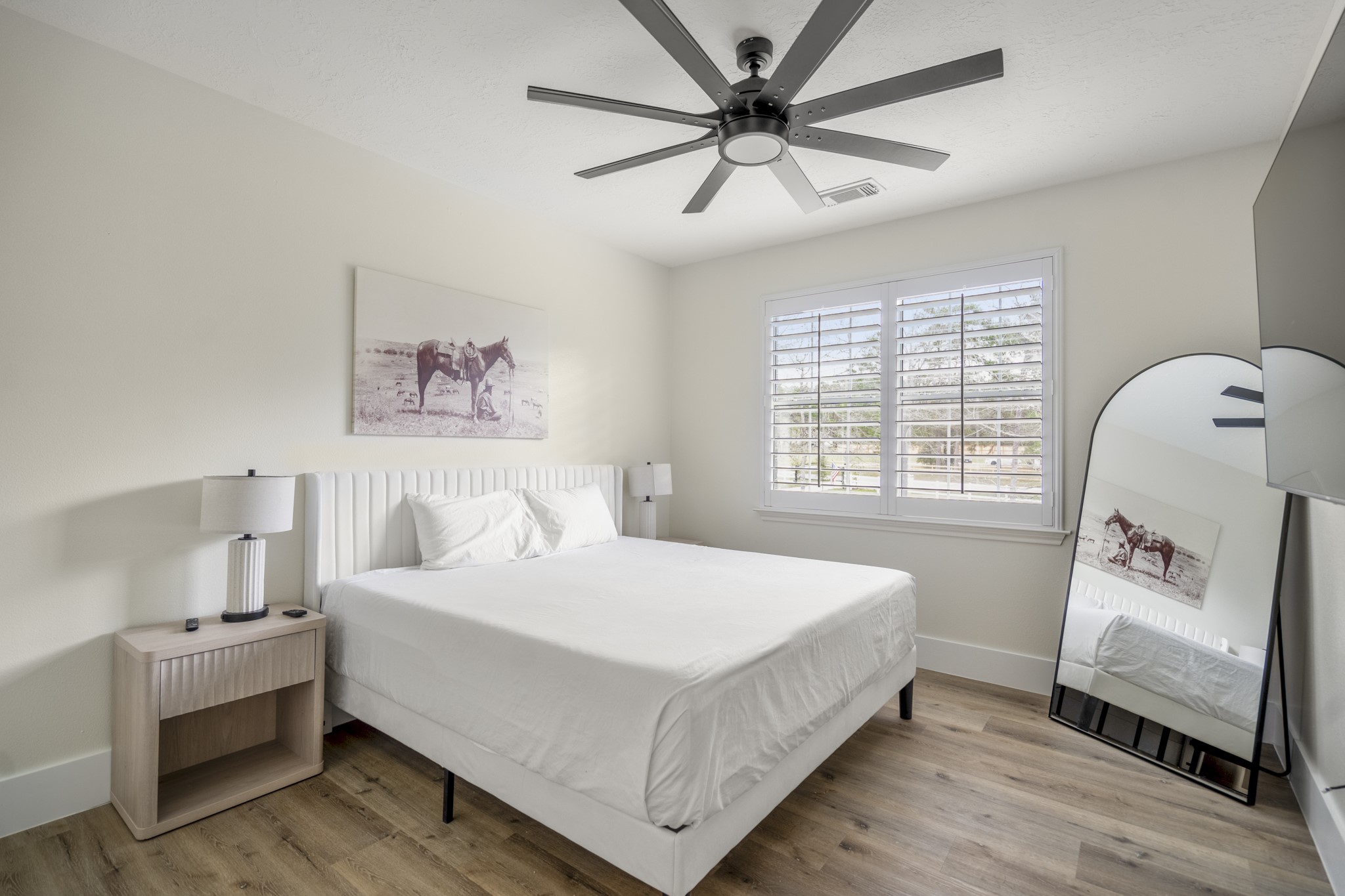 31219 Edgewater Drive Magnolia, TX 77354 - Photo 31 of 49 a bedroom with a bed and a window