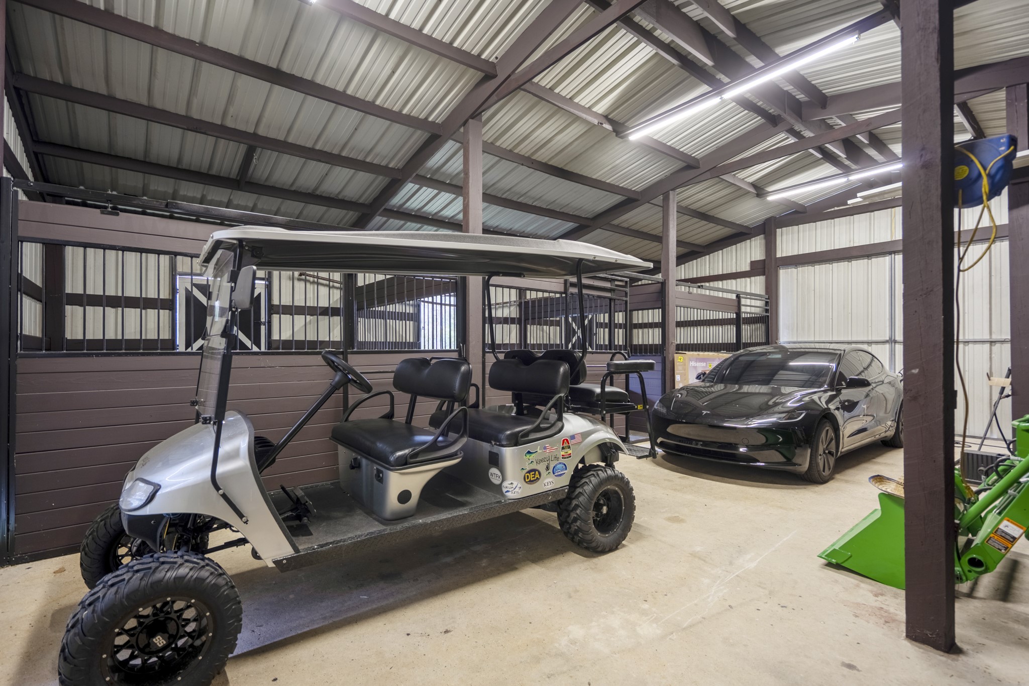 31219 Edgewater Drive Magnolia, TX 77354 - Photo 49 of 49 a view of a garage with parked cars