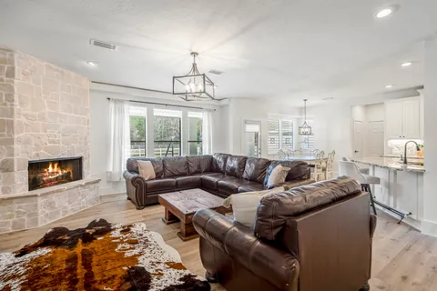 $1,100,000 | 31219 Edgewater Drive, Magnolia, TX 77354