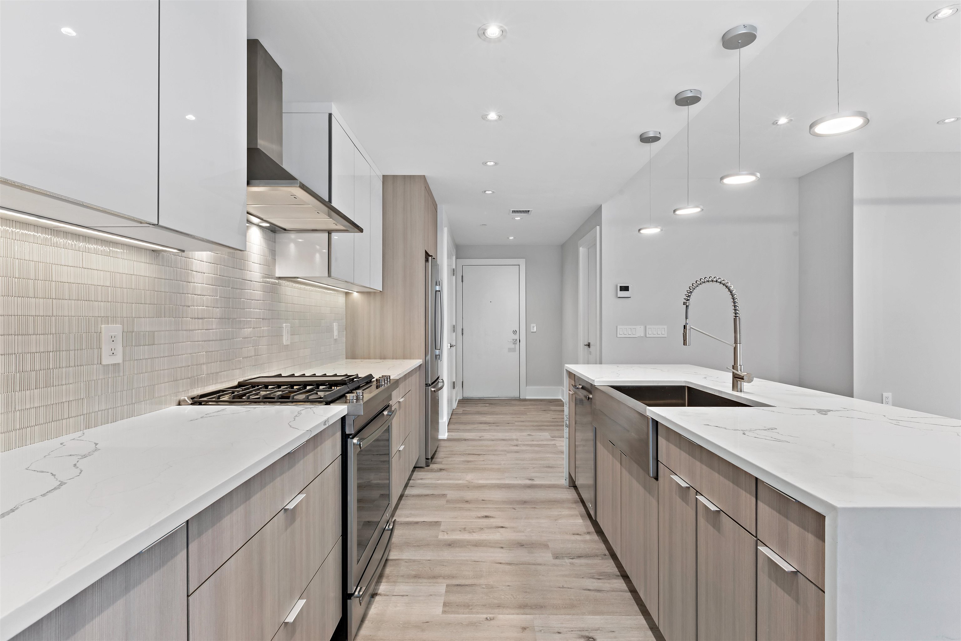 727 Adams Street, Unit 201 Hoboken, NJ 07030 - Photo 5 of 18