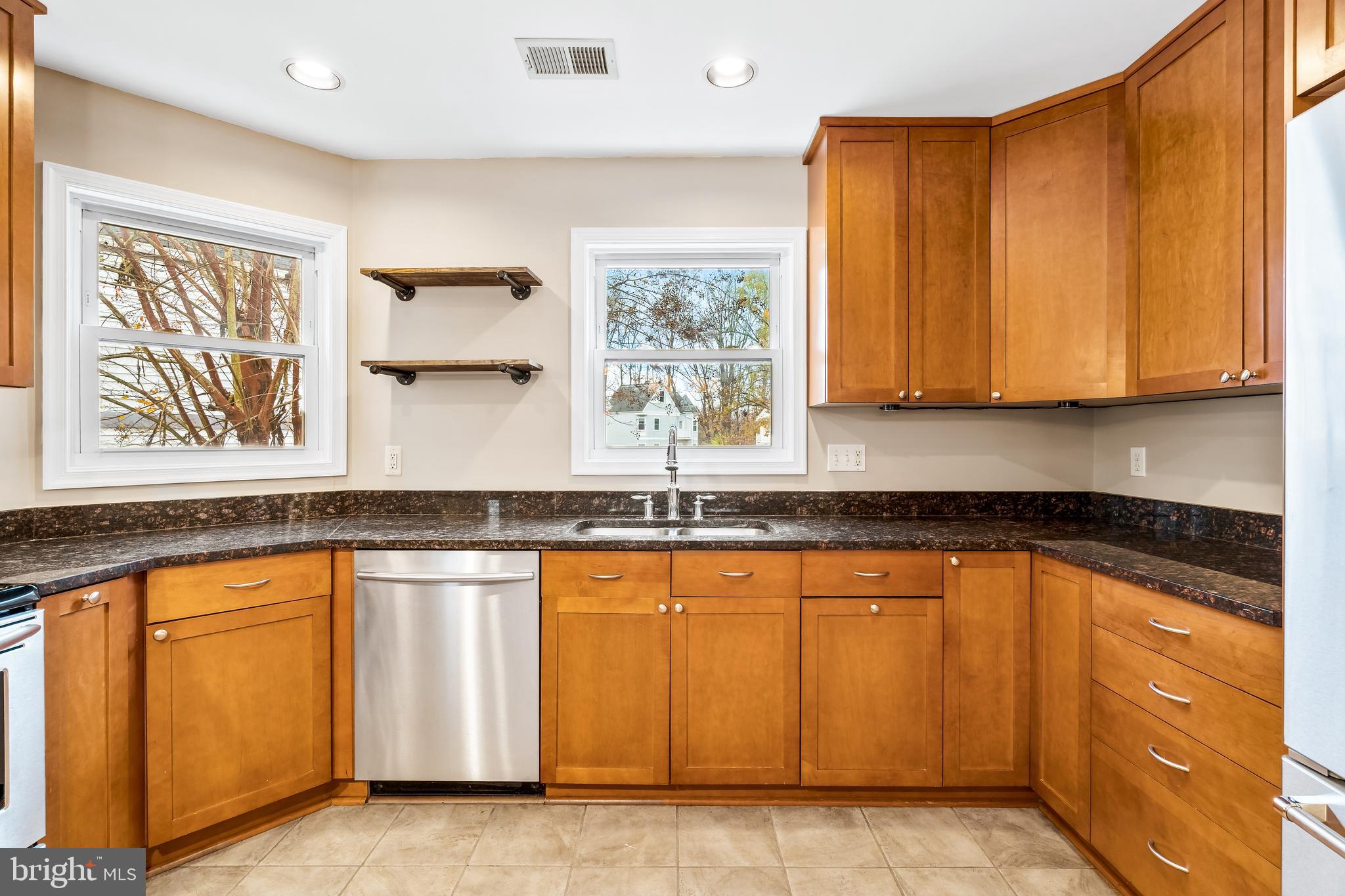 7243 Riding Hood Circle Columbia, MD 21045 - Photo 14 of 54