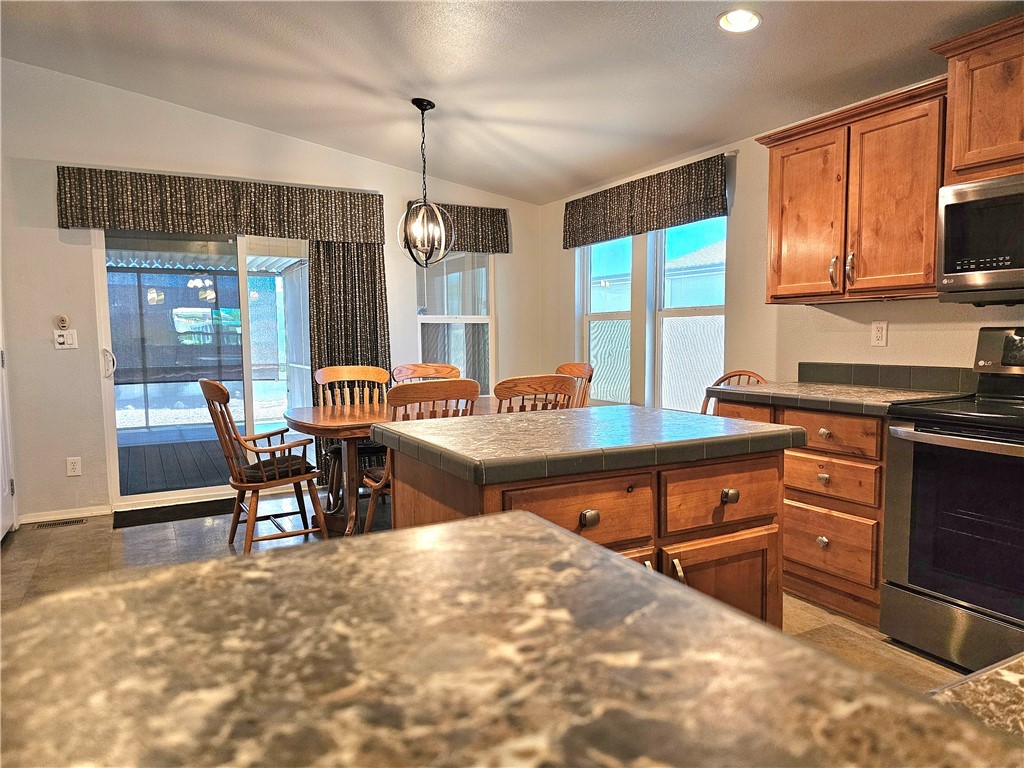 2350 Adobe Road Road, Unit 310 Bullhead City, AZ 86442 - Photo 18 of 64