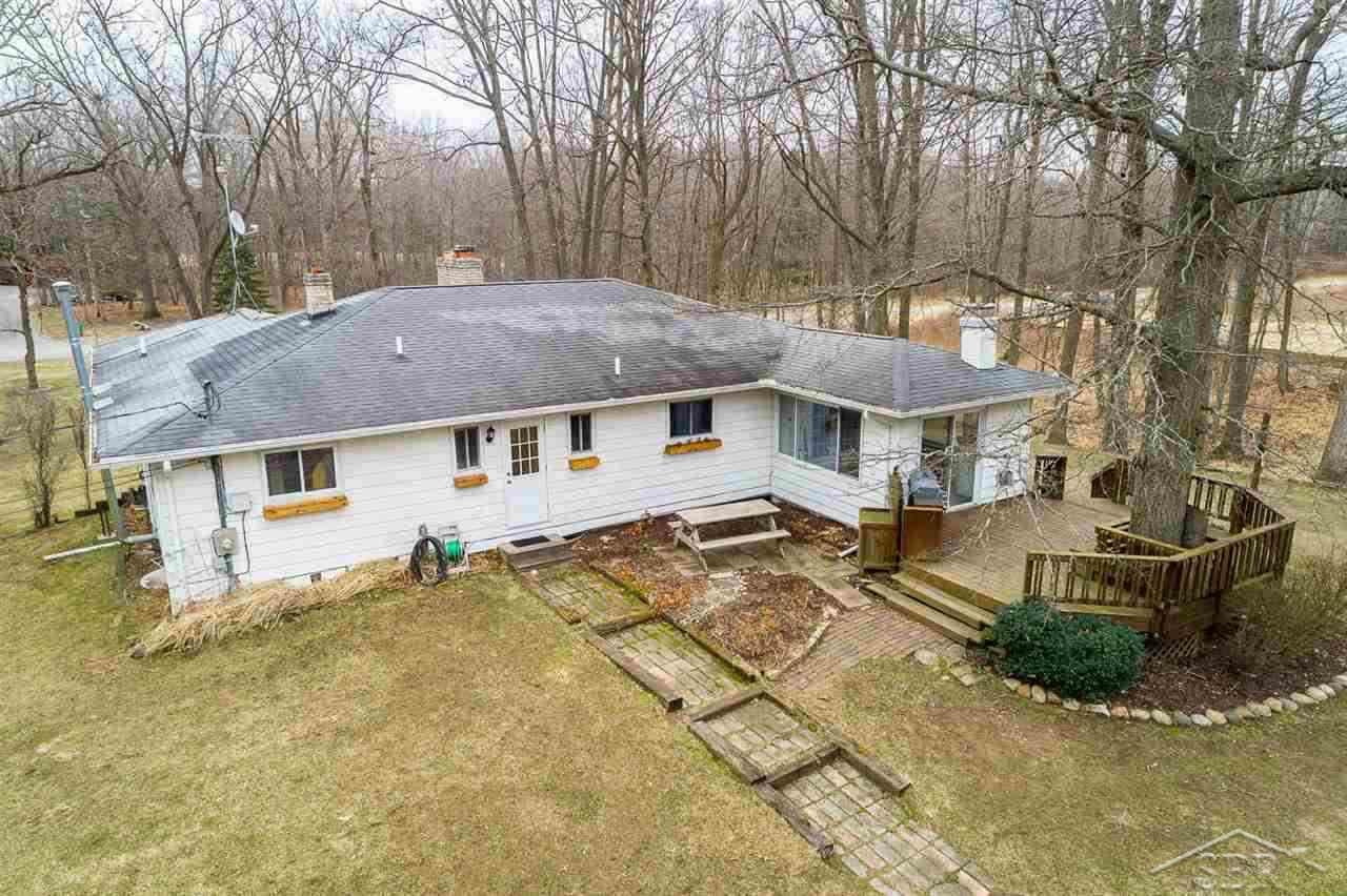 9140 Oakley Road St. Charles, MI 48655 - Photo 69 of 81 50068783-68.JPG