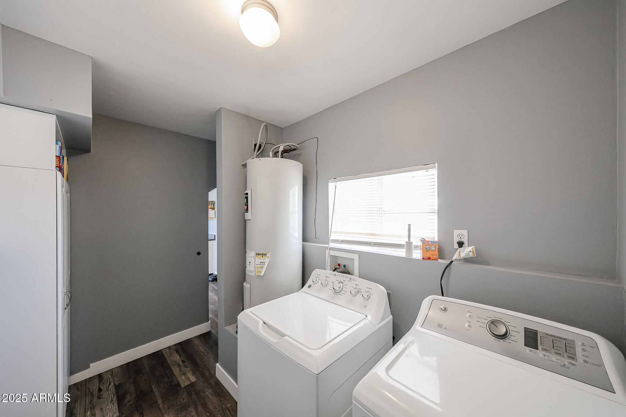 2037 West State Avenue Phoenix, AZ 85021 - Photo 12 of 18 a bathroom with a sink and a toilet