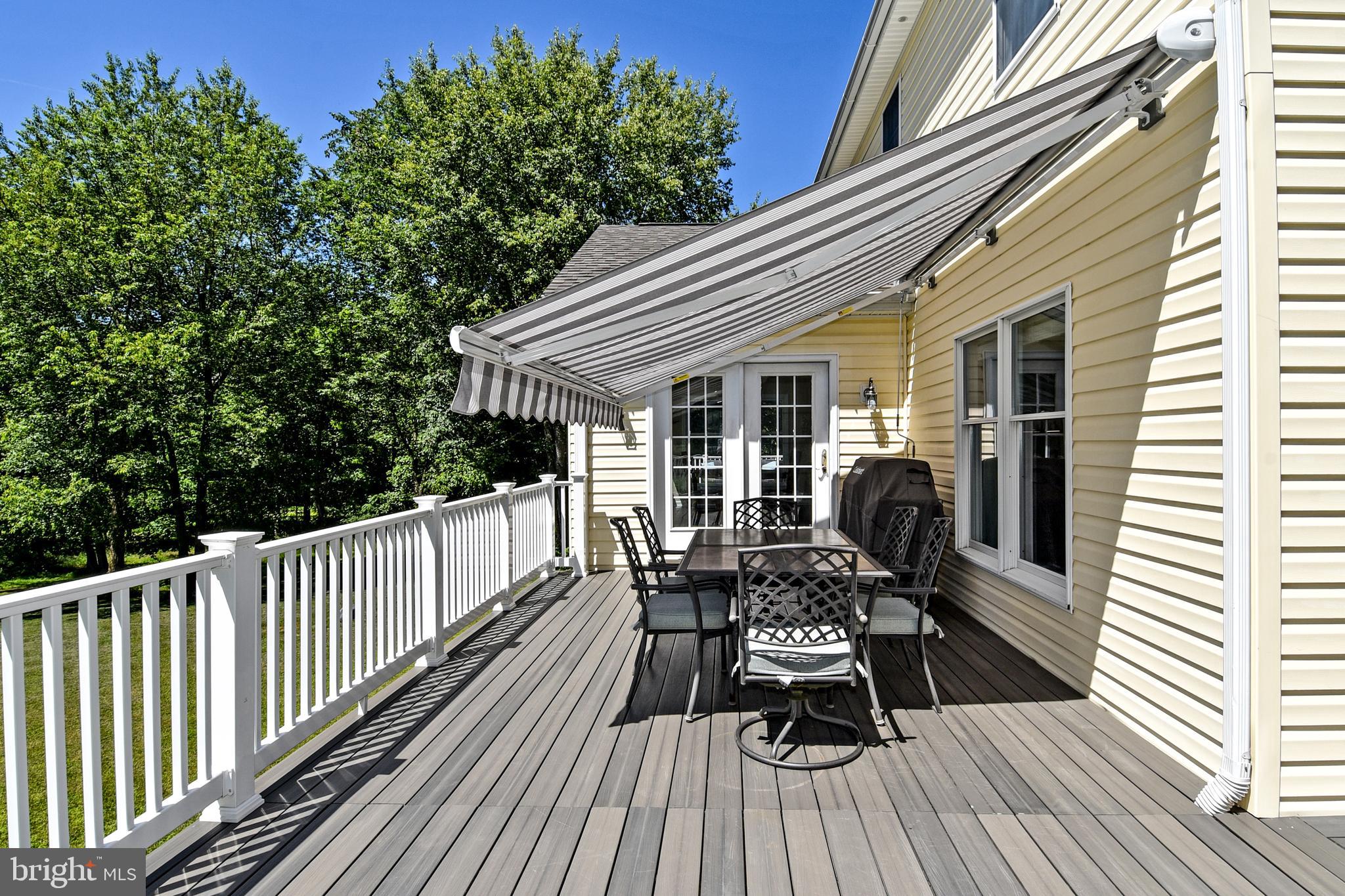 18106 Canby Road Leesburg, VA 20175 - Photo 11 of 65 Deck off Breakfast Room with retractable awning