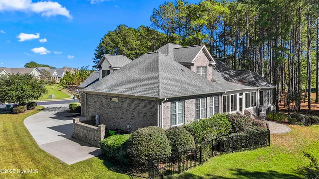 $795,000 | 433 Crow Creek Drive Northwest, Calabash, NC 28467