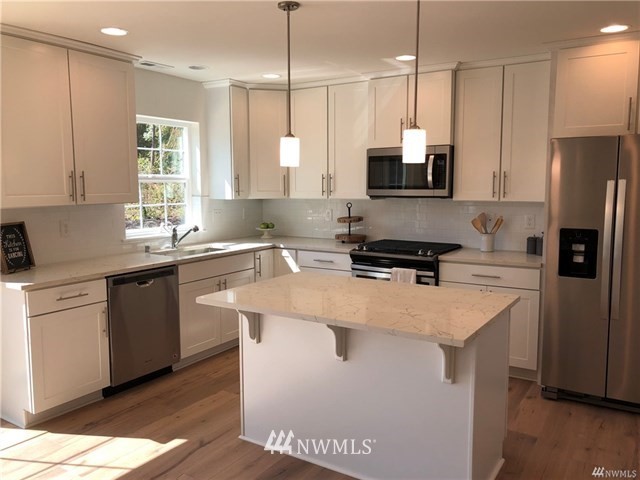 2316 Whiteman Road Southwest Lakebay, WA 98349 - Photo 3 of 5