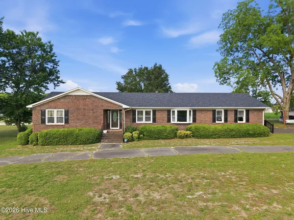 $295,000 | 132 Jesse T Bryan Road, Kinston, NC 28504