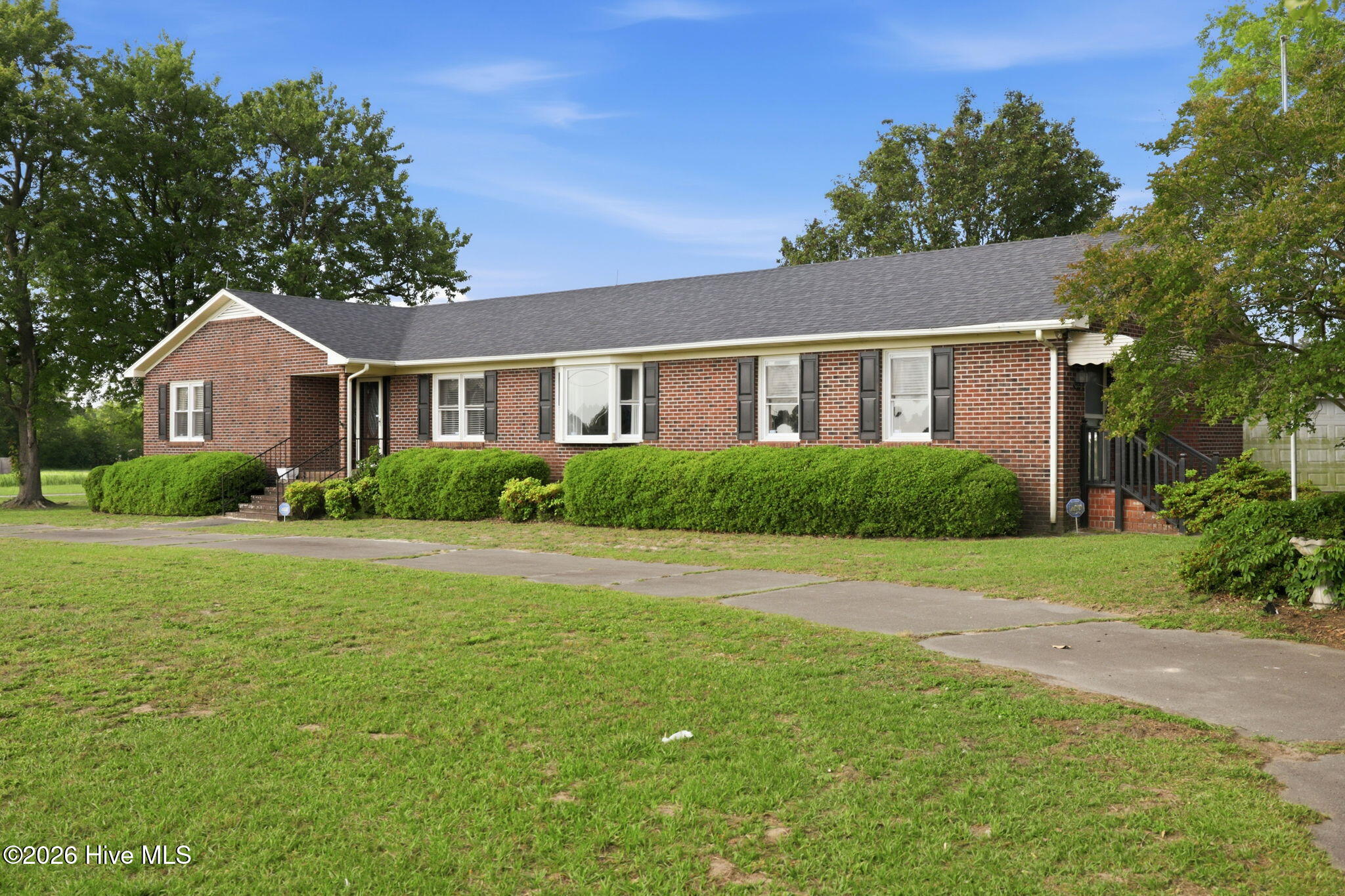 132 Jesse T Bryan Road Kinston, NC 28504 - Photo 7 of 50 7