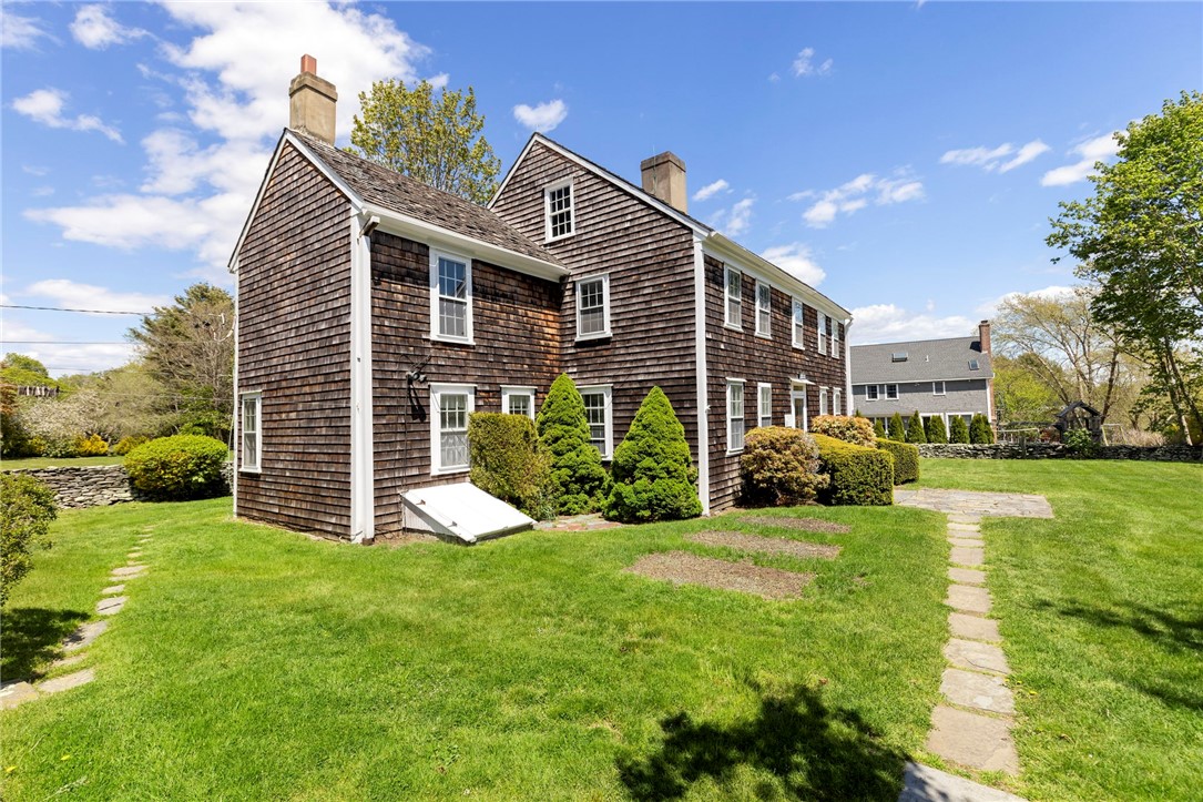 6 Baldwin Road Middletown, RI 02842 - Photo 8 of 50