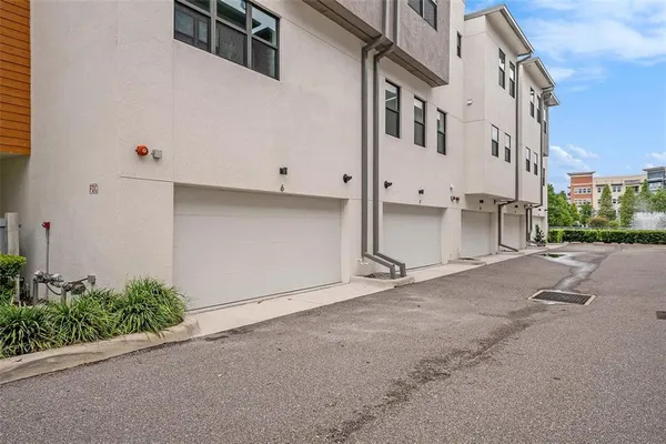 $6,500 | 2511 North Grady Avenue, Unit 6, Tampa, FL 33607