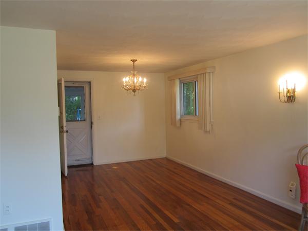 275 Spiers Road Newton, MA 02459 - Photo 6 of 12 Gallery Image 6